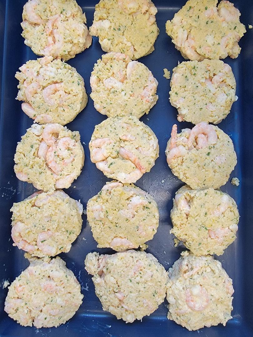 1 Pkg Frozen Shrimp Cakes, 2 per pkg
